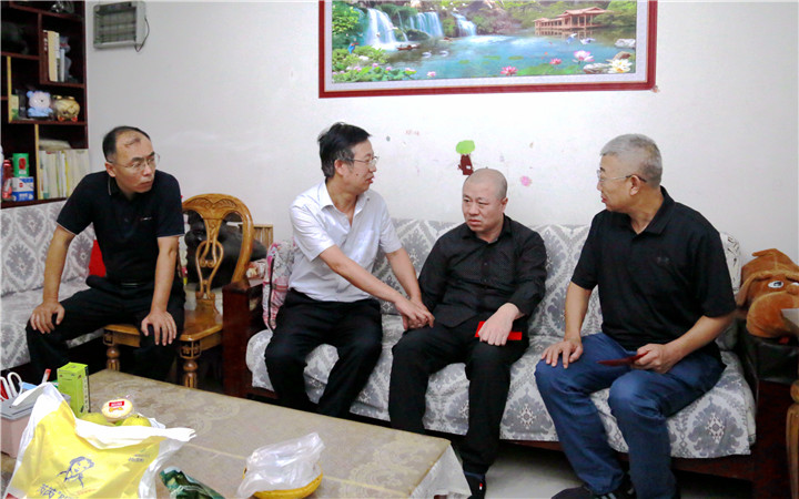 范寧 金城1原紅偉_副本.jpg