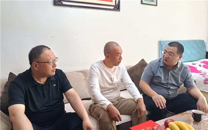 劉奇 白家莊1戴玉忠_副本.jpg