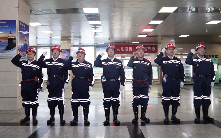 王曉東 下井1_副本.jpg